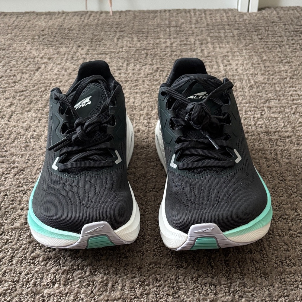 Altra Women's FWD VIA Size 6